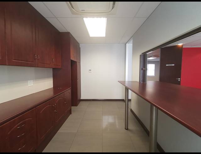 363M² OFFICE FOR SALE IN TYGER VALLEY